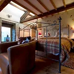 Mill 5* Bainbridge